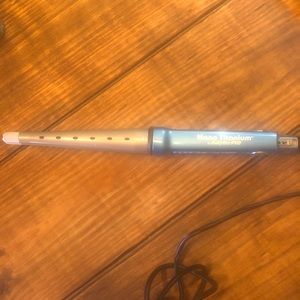 Babyliss wand/curling iron